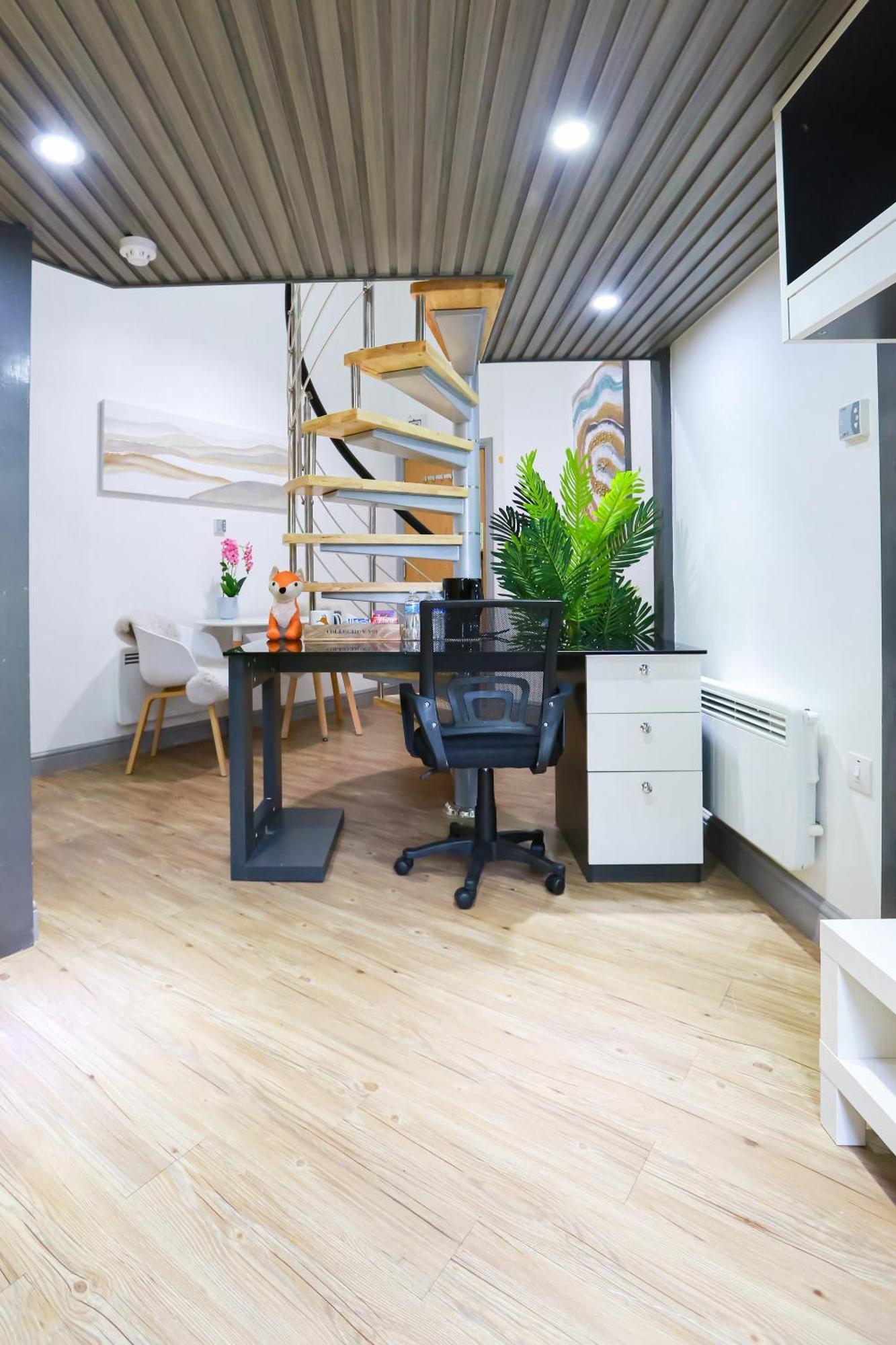 E104 Urban Loft Gem