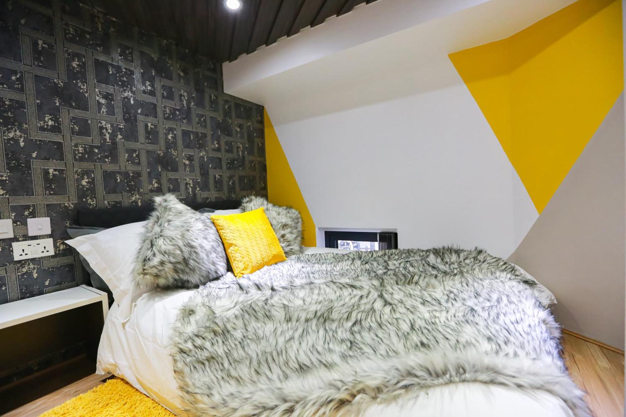E104 Urban Loft Gem Apartment